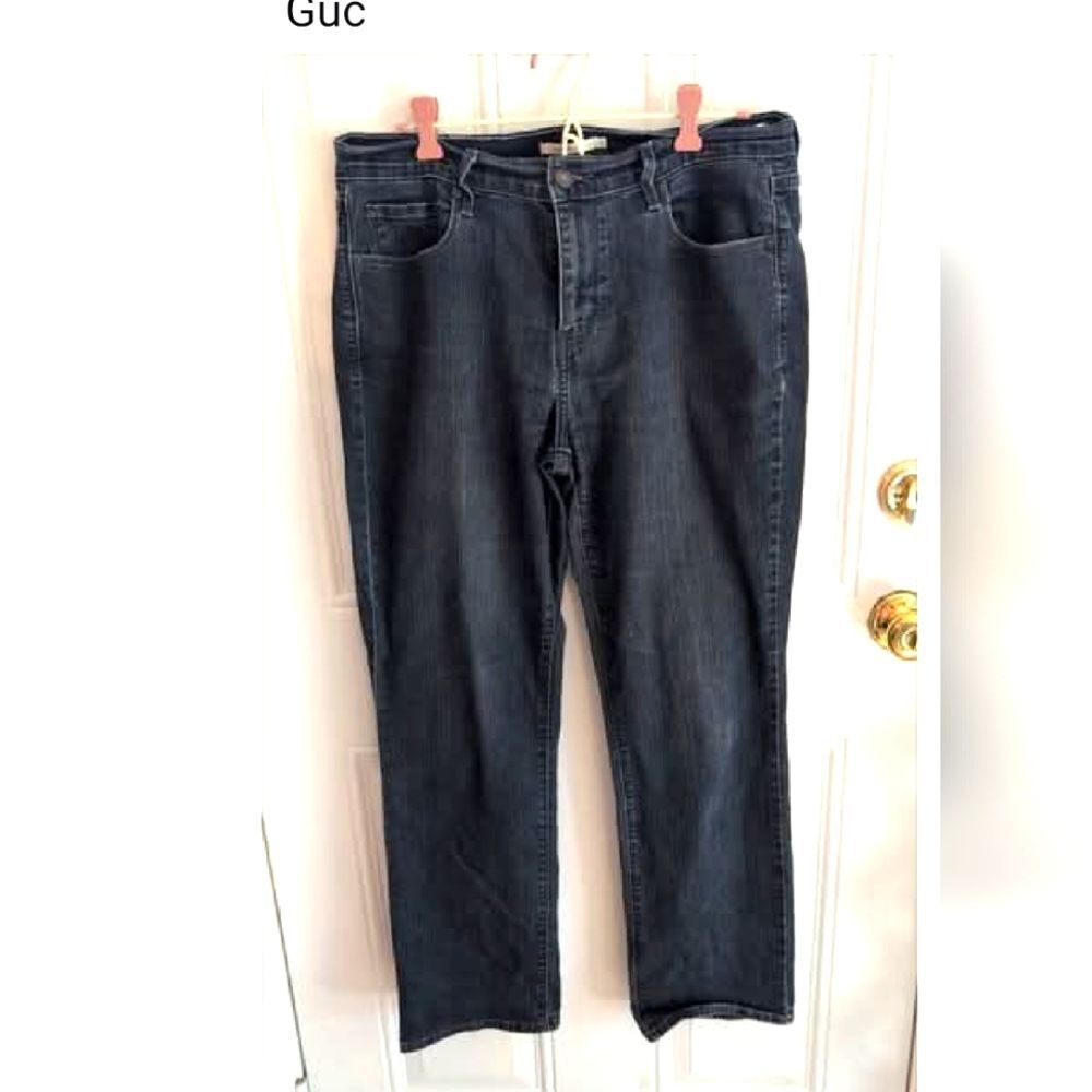 Levi's Women's 505 Straight‎ Medium Wash Blue Denim Jeans Size 12